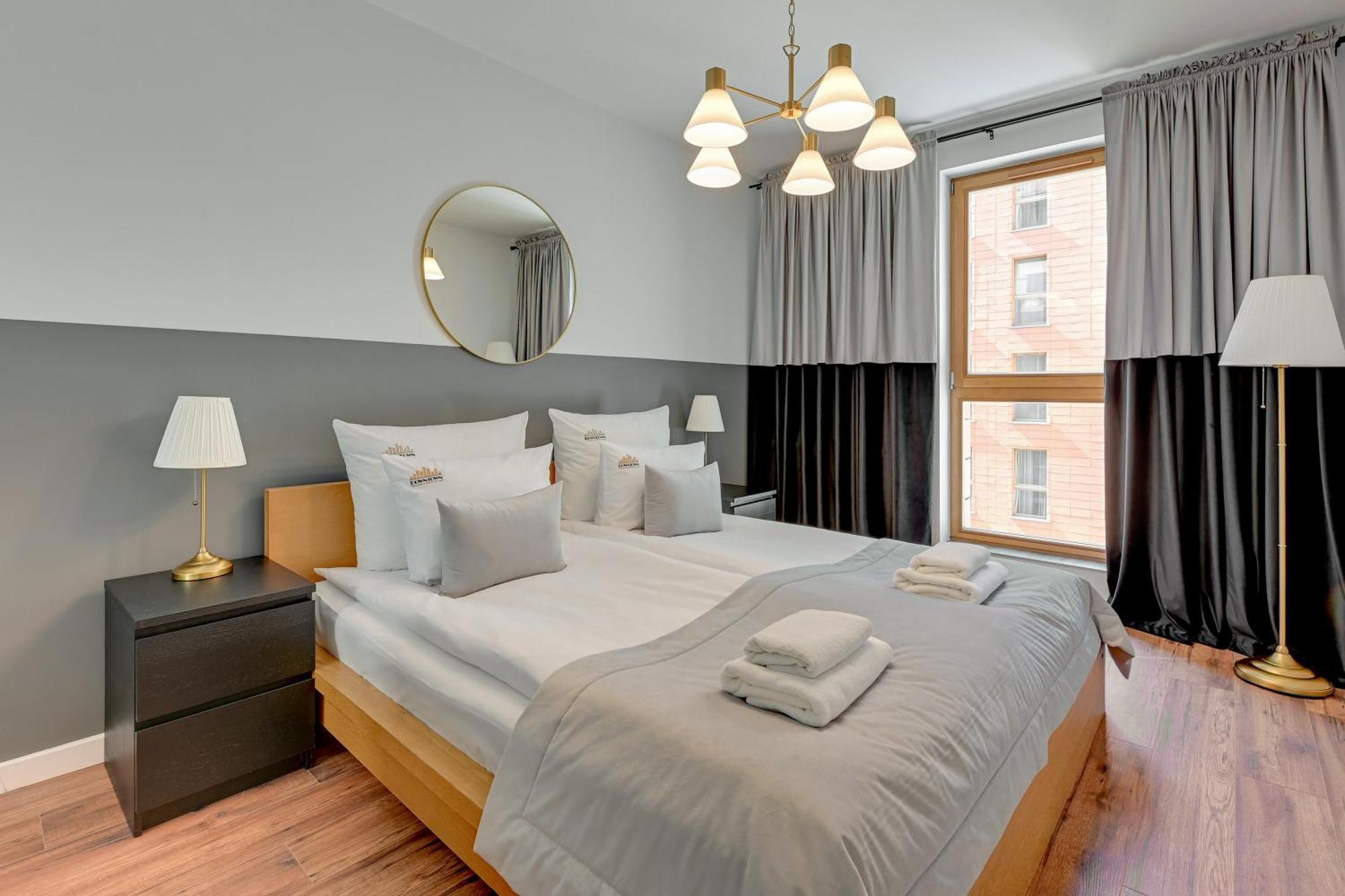 Aura Island Riverside By Downtown Apartments Danzica Esterno foto