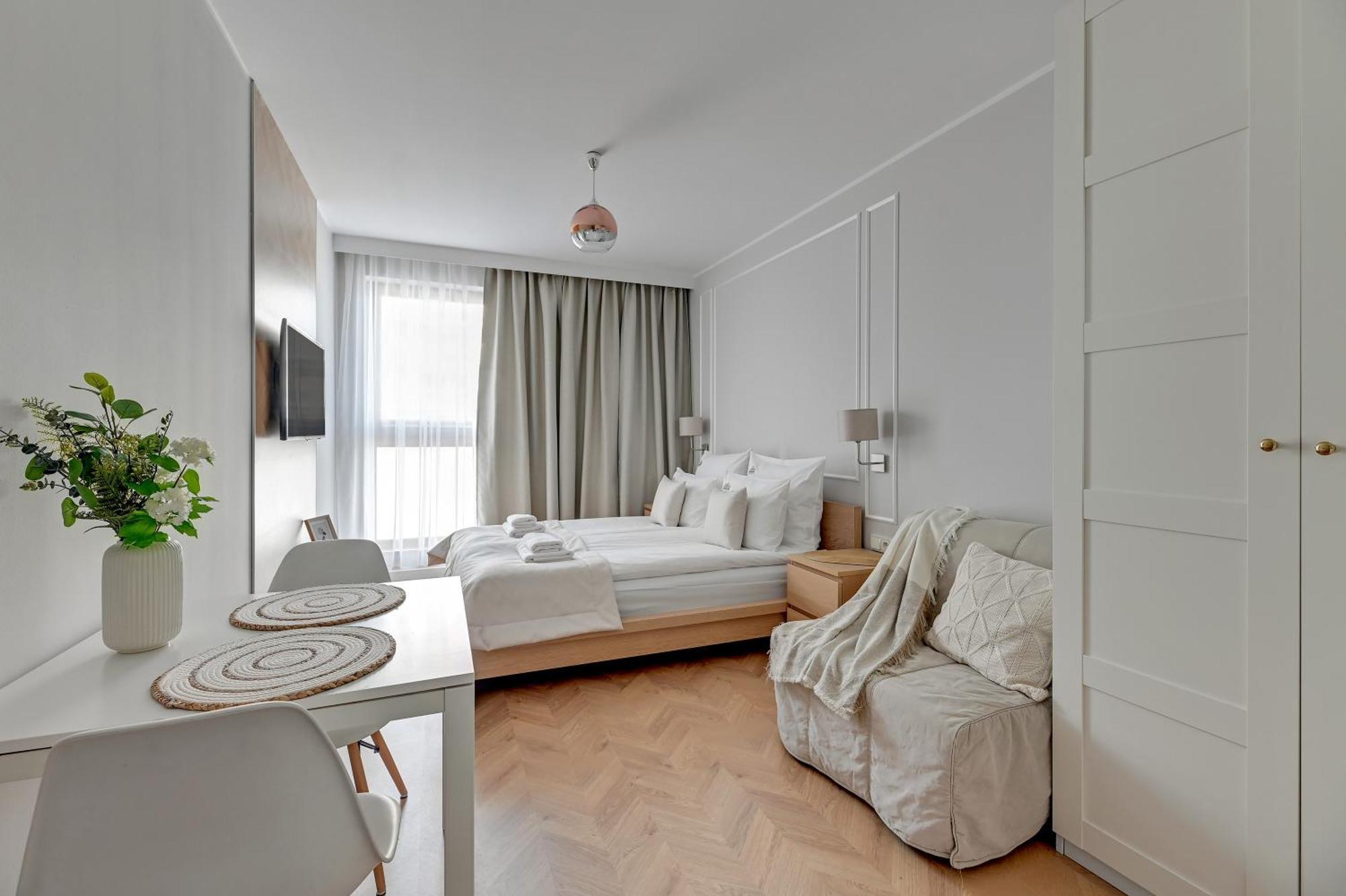 Aura Island Riverside By Downtown Apartments Danzica Esterno foto