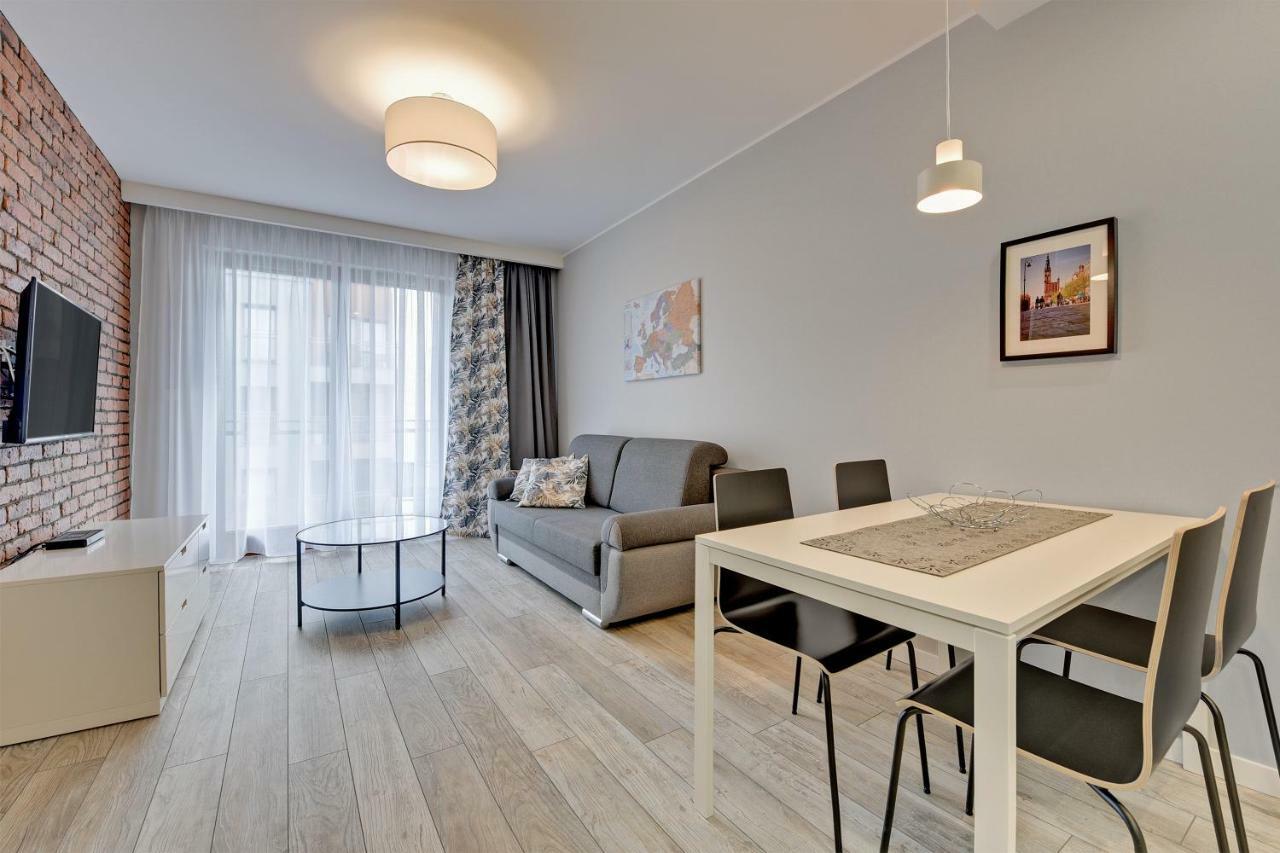 Aura Island Riverside By Downtown Apartments Danzica Esterno foto